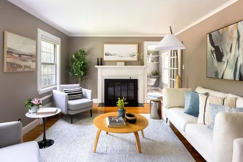 Living - 343 Greendale Ave, Needham, MA 02494 photo 1 of 2