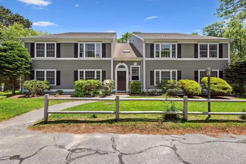 2 Englewood Dr #F-6, Harwich, MA 02645