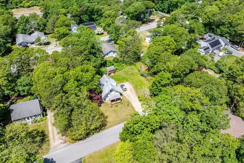 42 Beechwood Dr, Mashpee, MA 02649 photo 27