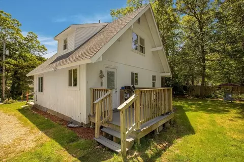 42 Beechwood Dr, Mashpee, MA 02649 photo 23