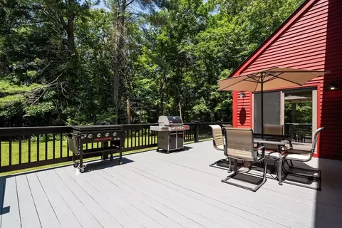 Exterior - 38 Manchaug Rd, Sutton, MA 01590 photo 5 of 8