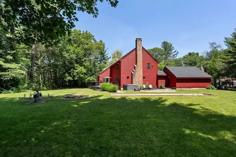 Exterior - 38 Manchaug Rd, Sutton, MA 01590 photo 4 of 8