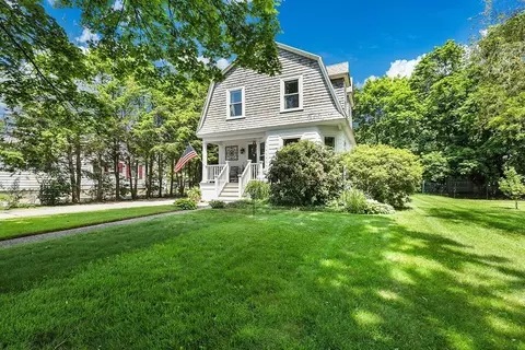 40 Maple St, Mansfield, MA 02048