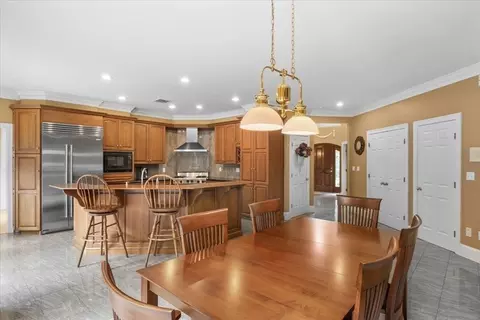 54 Wagon Rd, Walpole, MA 02081 photo 10