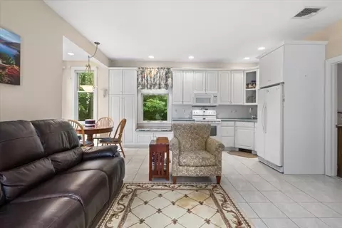 54 Wagon Rd, Walpole, MA 02081 photo 28