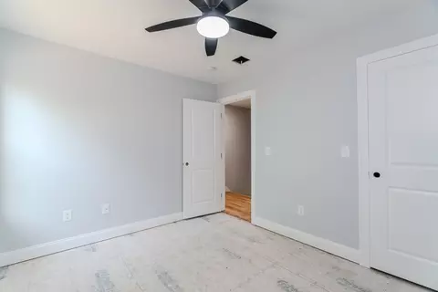 116 Homestead Ave, Springfield, MA 01151 photo 17