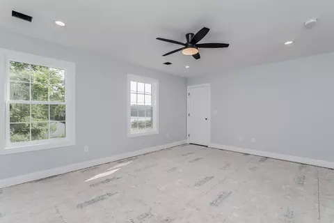 116 Homestead Ave, Springfield, MA 01151 photo 10