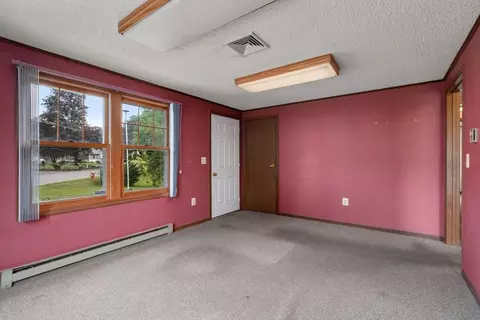1 Joy St, Franklin, MA 02038 photo 4