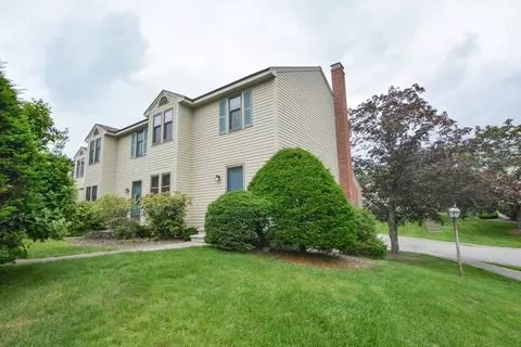 96 Apache Way #96, Tewksbury, MA 01876