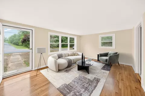 190 Hathaway St, Wareham, MA 02571 photo 3