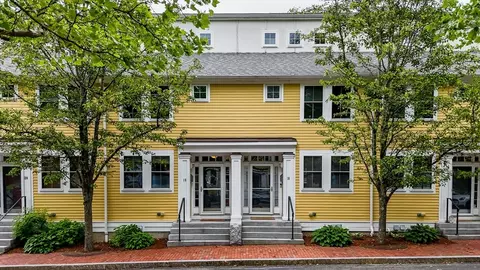 129 Merrimac #19, Newburyport, MA 01950