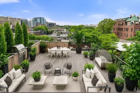 67 Church St #PH6, Boston, MA 02116