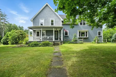 114 Center St, Carver, MA 02330
