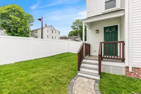 16 Rantoul St, Beverly, MA 01915 photo 26