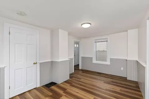 16 Rantoul St, Beverly, MA 01915 photo 9