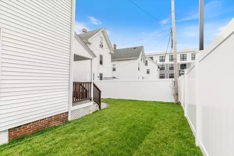 16 Rantoul St, Beverly, MA 01915 photo 28