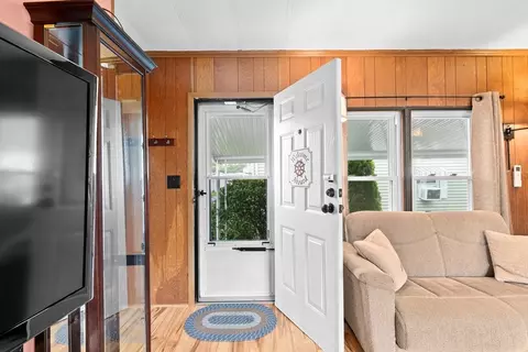 28 Dots Ln, Onset, MA 02558 photo 3