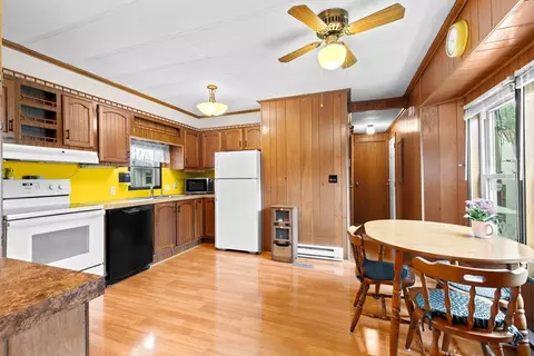 28 Dots Ln, Onset, MA 02558 photo 8