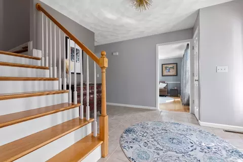 8 Harrison Cir, Rowley, MA 01969 photo 5