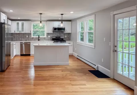 624 Western Ave, Gloucester, MA 01930 photo 9