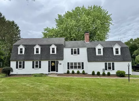 84 Lee Dr, Concord, MA 01742