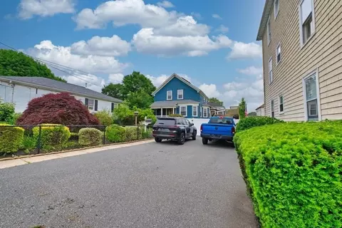 633 Charles St, Fall River, MA 02724 photo 3