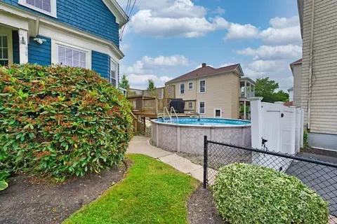633 Charles St, Fall River, MA 02724 photo 5