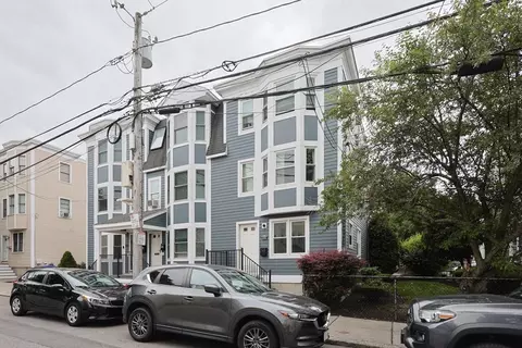 205 W 6th St #205, Boston, MA 02127
