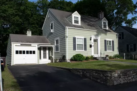 24 Garey St, Weymouth, MA 02189