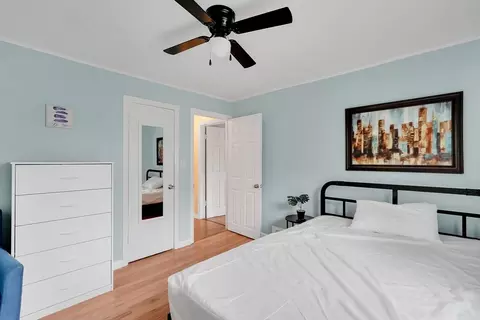 Bedroom - 122 Brookside Cir, Springfield, MA 01129 photo 2 of 6