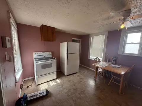 64 Suffolk St, Worcester, MA 01604 photo 12
