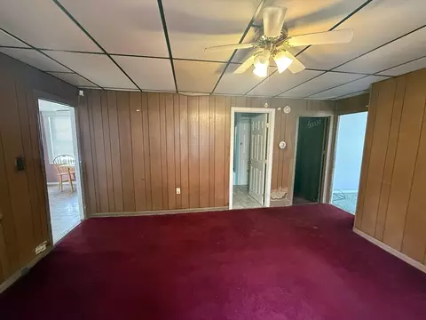 64 Suffolk St, Worcester, MA 01604 photo 9