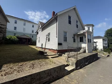 64 Suffolk St, Worcester, MA 01604 photo 2