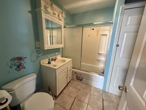 64 Suffolk St, Worcester, MA 01604 photo 10