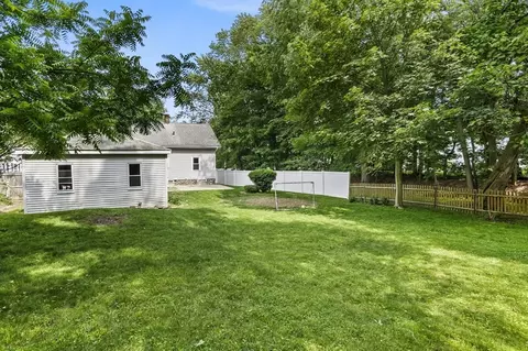 Exterior - 16 Boyce St, Worcester, MA 01603 photo 6 of 8