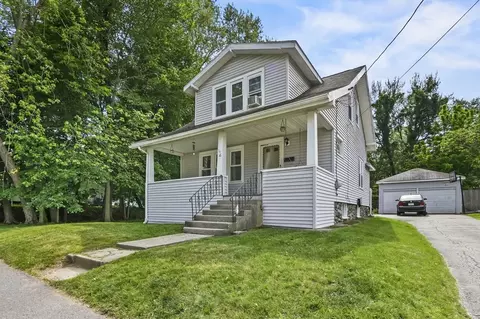 Exterior - 16 Boyce St, Worcester, MA 01603 photo 2 of 8