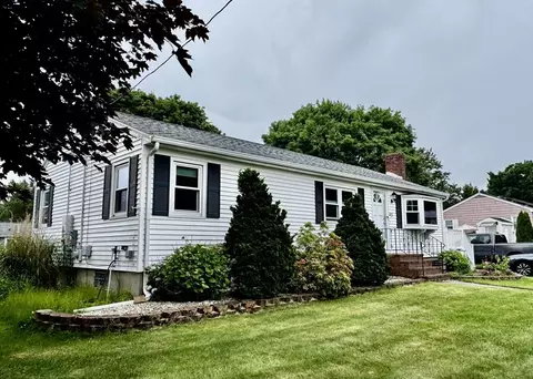 43 Shirley Ave, Methuen, MA 01844