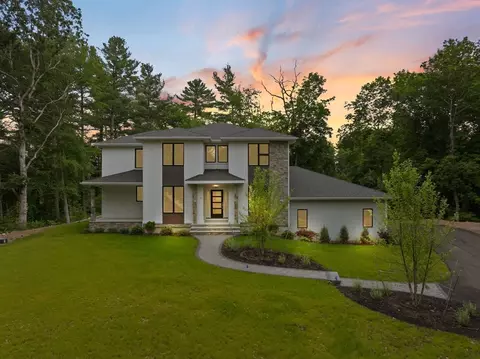 11 Olde Stable Ln, Easton, MA 02356