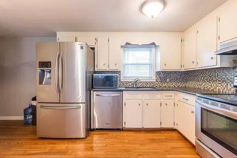 3 Sears Ave, Webster, MA 01570 photo 2