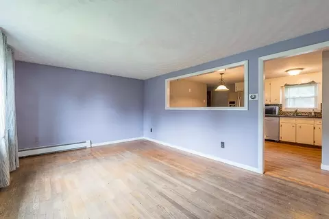 3 Sears Ave, Webster, MA 01570 photo 9