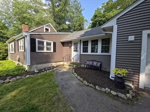 48 Sofia Rd, Stoughton, MA 02072 photo 4