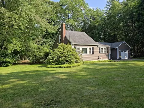 48 Sofia Rd, Stoughton, MA 02072