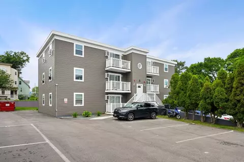 8 Lafayette Park #9, Lynn, MA 01902