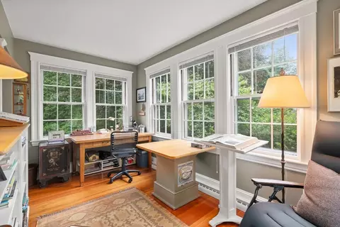 21 Marsh St, Dedham, MA 02026 photo 9