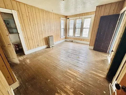 205 Saint James Ave, Springfield, MA 01109 photo 5