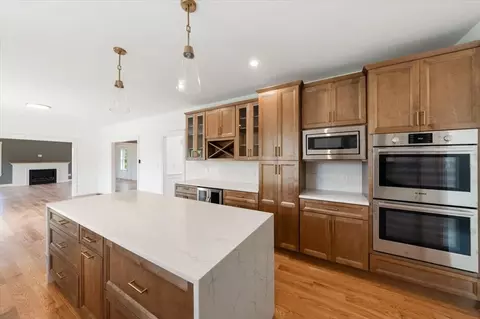 Kitchen - 93 East St, Upton, MA 01568 photo 7 of 9