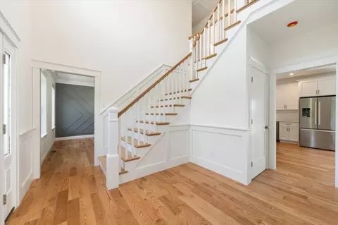 Entry Way - 93 East St, Upton, MA 01568 photo 3 of 4