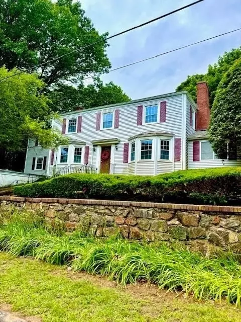 1 Ingalls Ter, Lynnfield, MA 01940