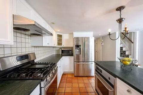 651 Main St, Hingham, MA 02043 photo 3