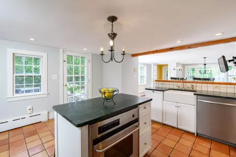 651 Main St, Hingham, MA 02043 photo 4